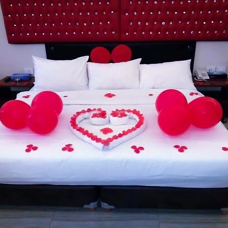 Aphrodite Hotel Ţabarjā Екстериор снимка