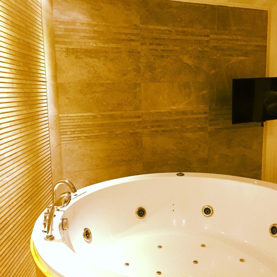 Aphrodite Hotel Ţabarjā Екстериор снимка