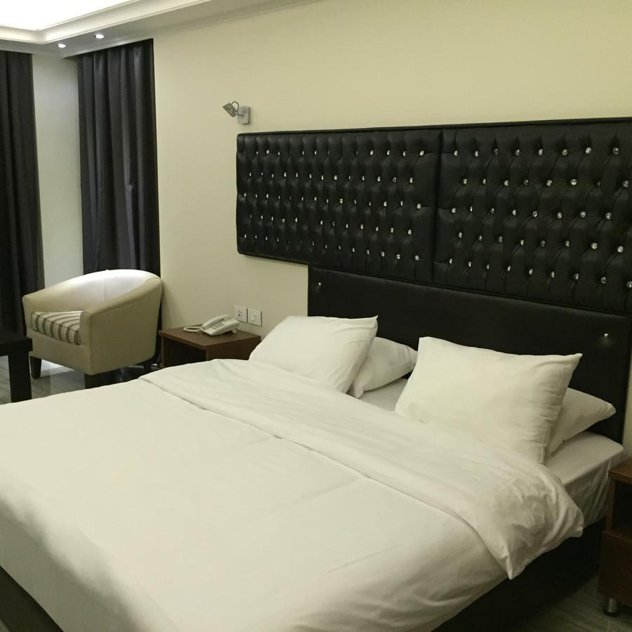 Aphrodite Hotel Ţabarjā Екстериор снимка