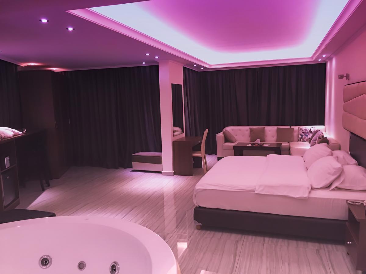 Aphrodite Hotel Ţabarjā Екстериор снимка